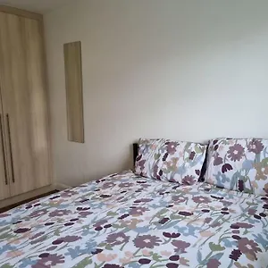https://lovely-double-room-near-hospital-uni-and-airport.brighton-hotels-england.com